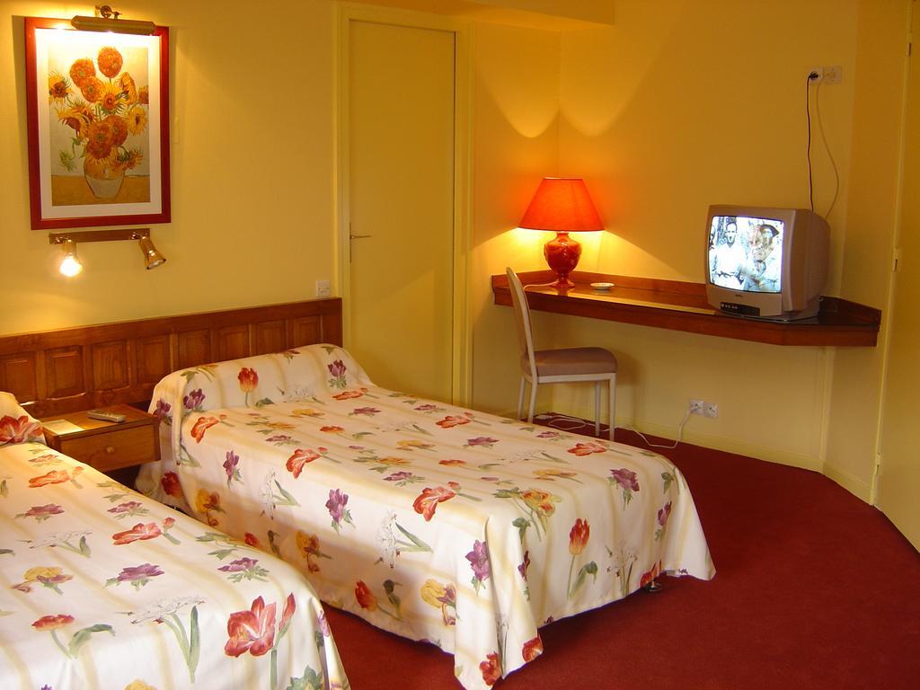 Le Ratelier Hotel Montaigut-sur-Save Buitenkant foto